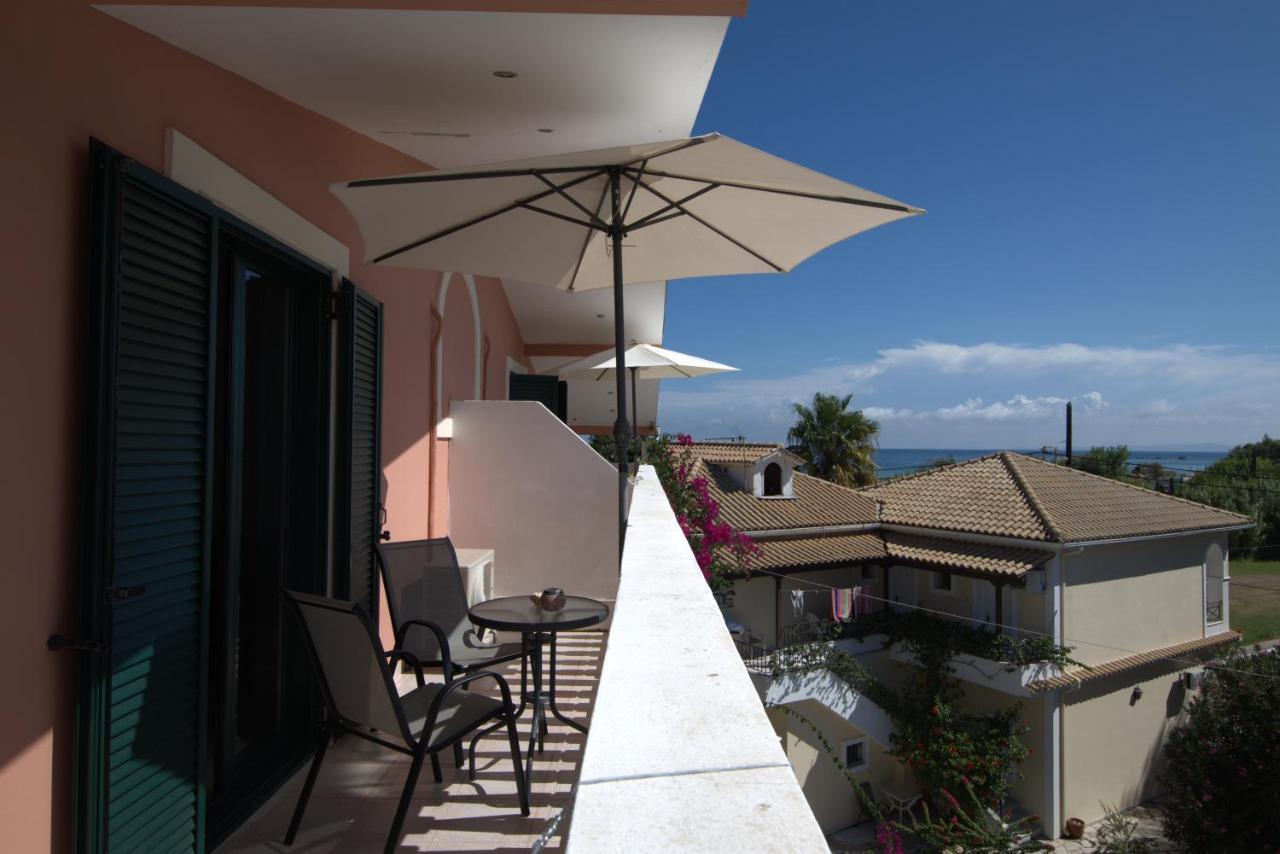 Infinity Blue Beach Apartments Циливи Экстерьер фото